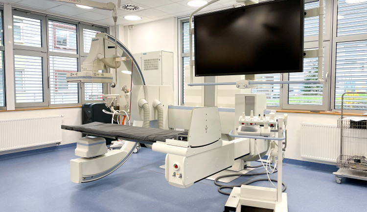 Krajské nemocnice mají nové moderní přístroje. Pořídit se je podařilo díky dotaci z EU