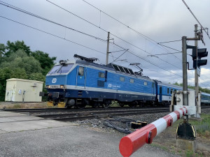Na vlakové spojení Nová Paka - Martinice můžeme na několik měsíců zapomenout