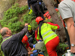 Horolezec padal v Adršpachu patnáct metrů, přežil