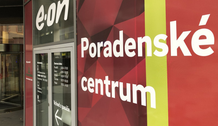 size3-size4-16203767904277-60-diky-uvolneni-otevira-eon-opet-vsechny-sve-pobocky-lide-si-mohou-vyridit-zalezitosti