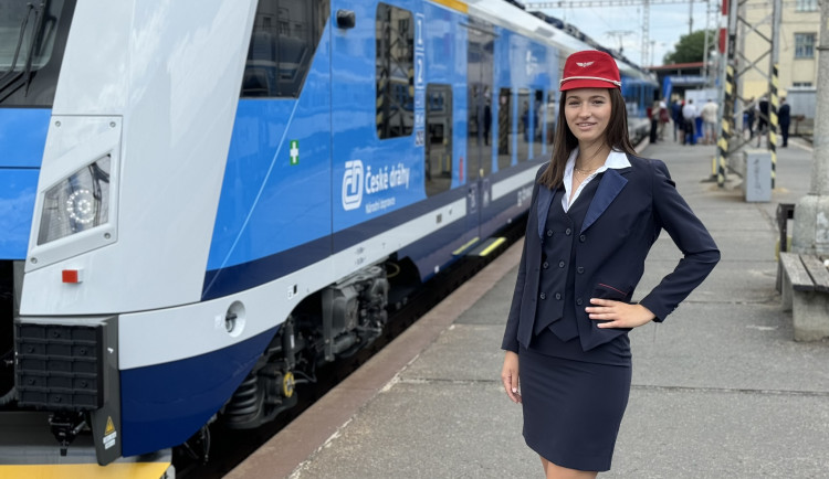 Správa železnic spouští mobilní aplikaci Datel pro lepší orientaci ve vlakové dopravě