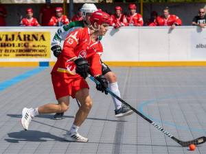 Lukáš Černý na hokejbalovém utkání