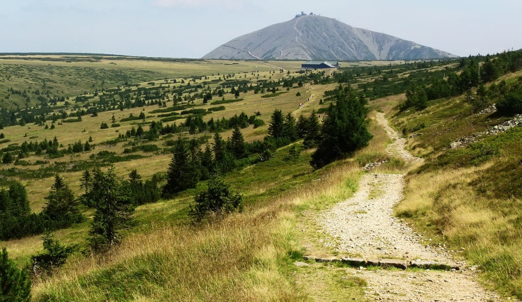 Na horách začíná letní sezona. Jaké jsou základní pravidla pro návštěvu Krkonoš?