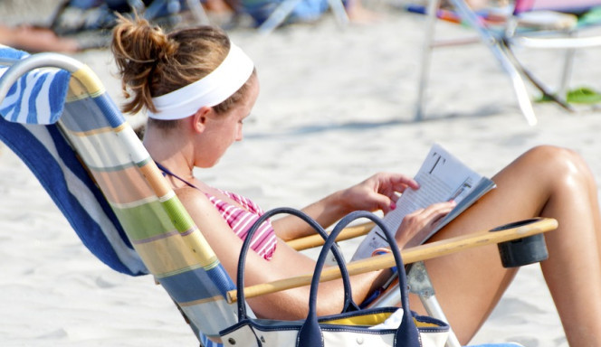 Chvilka nepozornosti a jste bez telefonu. Letní prázdniny jsou období zábavy a také zlodějů