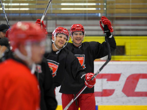 Hokejisté Hradce Králové se začali připravovat na ledě bez zraněného Klímy