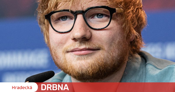 Crowds flock to the Hradec airport, the place Ed Sheeran will carry out, and the visitors is clean