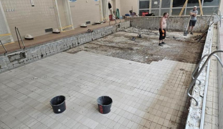 Trutnov nechává opravit dětský bazén. Nová bude technologie i atrakce pro děti