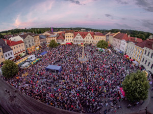 Porcinkule v Opočně i Hostinném, divadelní festival nebo svátek vinařů. Kam během víkendu vyrazit?