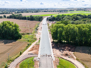 Jaroměři se dopravně uleví v září, otevření obchvatu je na spadnutí