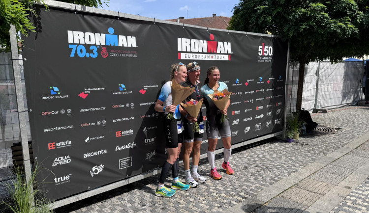 Olympionička Kuříková vyhrála v Hradci Králové první český závod série Ironman