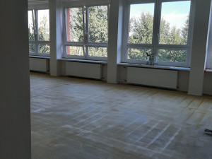 Radnice v Jičíně získala dotaci na rekonstrukci ZŠ Železnická. Pomůže to městskému rozpočtu