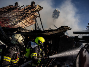 Hasiči lákají nováčky na příspěvky i šest týdnů dovolené