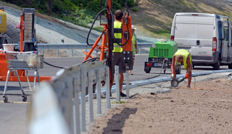 Úleva pro řidiče i místní. Obchvat Lvové má stavební povolení