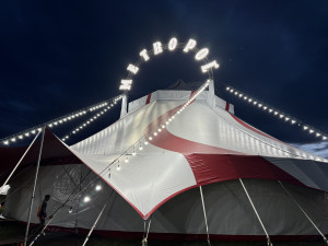 Ve Hradci Králové se objevil cirkus se třísetletou tradicí. Poprvé v historii