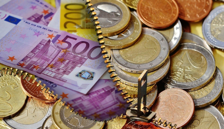 Německá ekonomika stagnuje, Ifo snižuje výhled růstu