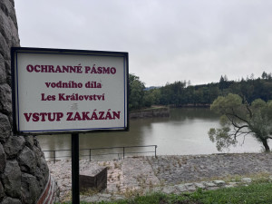 FOTO: Povodí Labe preventivně vypustilo vodní nádrže v Královéhradeckém kraji