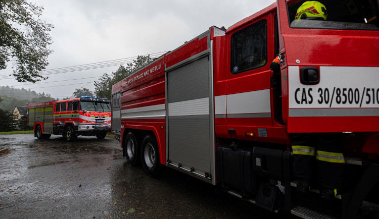 Hasiči v hradeckém kraji dnes zasahovali kvůli počasí u více než 210 událostí