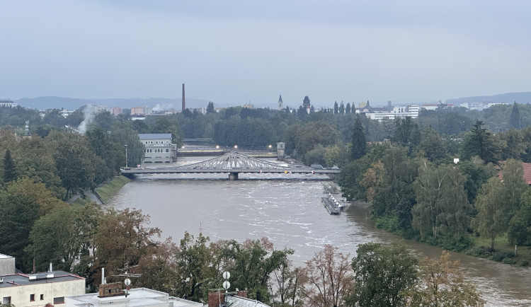 Na jihu Čech se přes noc zvýšily hladiny řek, Veselí nad Lužnicí se asi vyhne evakuaci