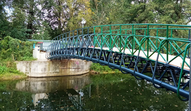 Lávka Na Strži znovu otevřena. Kompletní rekonstrukce slibuje bezpečnější průchod