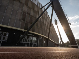 O fotbalový klub má zájem několik akcionářů. Většinou jde o zahraniční jména