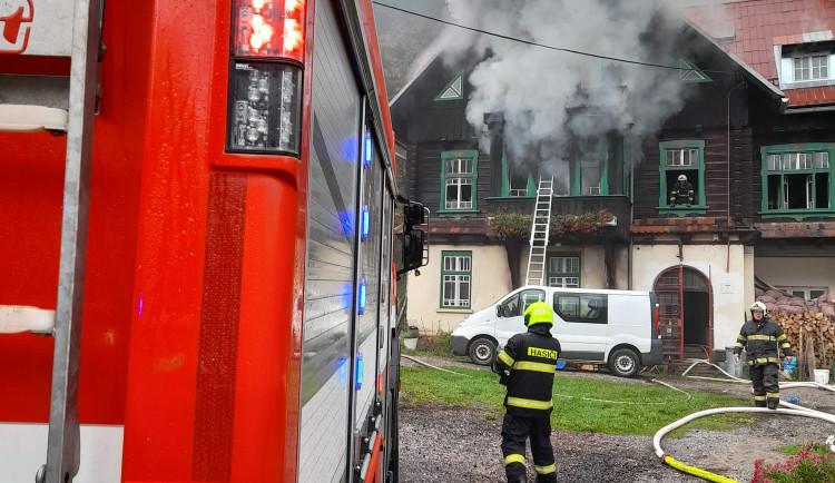 Požár v Rudníku na Trutnovsku způsobil škody za milion korun