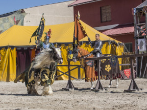 Během státního svátku si užijeme food festival, strašidla i rytíře