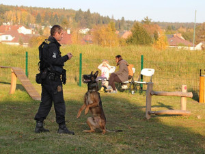 Dvůr Králové nad Labem otevřelo nové psí hřiště