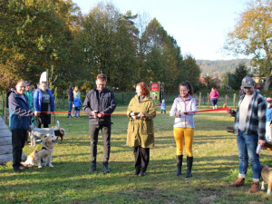 Dvůr Králové nad Labem otevřelo nové psí hřiště