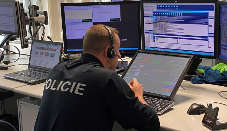 15949806156169-207-1