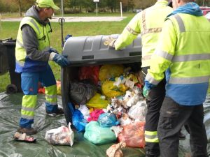 Trutnov rozšiřuje svoz odpadu. Sídliště Zelená Louka přechází na systém Door-to-Door