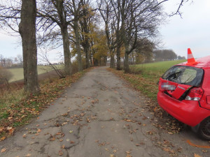 FOTO: Těžká nehoda na Rychnovsku. Vrtulníky transportovaly zraněné do nemocnic