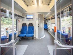 Nové lišky slibují na železnici v Královéhradeckém kraji první třídu i ve druhé