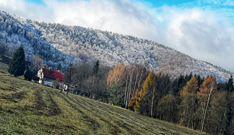 Zapomeňte na horské túry, vítr nabere odpoledne na obrátkách