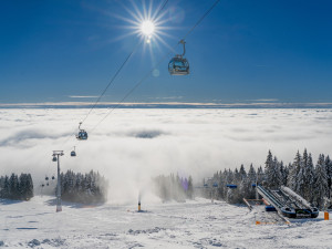 Krkonošské skiareály lákají letos na levnější lyžování a sníh za skoro každé situace