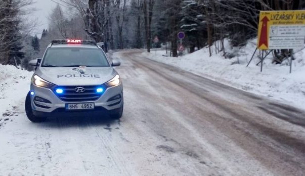 Špatně parkující řidiče na Šerlichu má na mušce policie