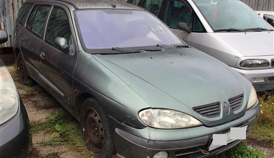 Autovraky z ulic Jičína mizí, město jich letos odstranilo už osm