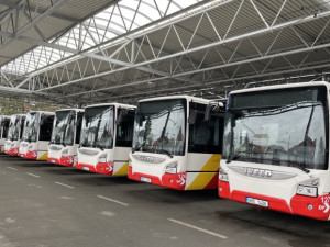 Školáky ze Svinar a Malšovy Lhoty rozveze nová školní linka