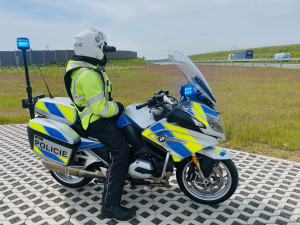 Dálniční policie v Královéhradeckém kraji hledá nové posily.