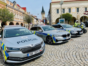 Dálniční policie v Královéhradeckém kraji hledá nové posily.