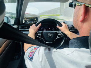 Dálniční policie v Královéhradeckém kraji hledá nové posily.