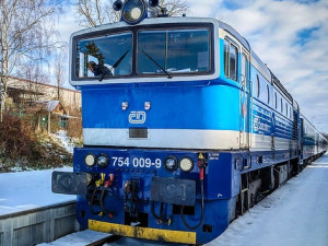 Výluka na trati Hradec Králové – Týniště: vlaky nahradí autobusy