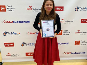 Mým snem je vyřešit poruchu srážlivosti krve, říká nadaná studentka Soňa Kleinerová