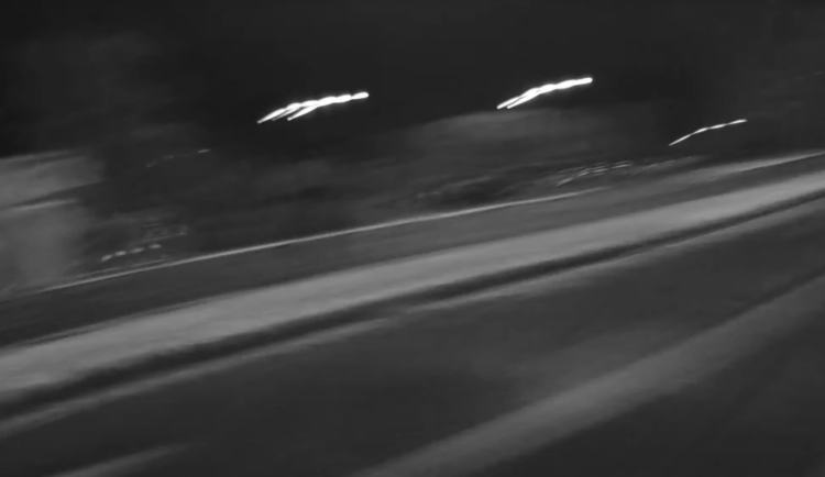 Cizí doklady, tráva i pervitin. Muž se pokusil utéct během dopravní hlídky na Benešovce