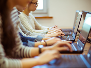 Tři nové lycejní obory v kraji. Školy reagují na poptávku studentů