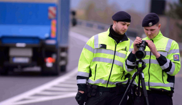 Kde má policie měřit rychlost? Konkrétní úseky mohou lidé nominovat na internetu