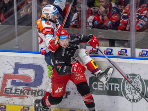 Pardubický trenér cítí nespravedlnost, hradecký chválí tým za vydřenou bitvu