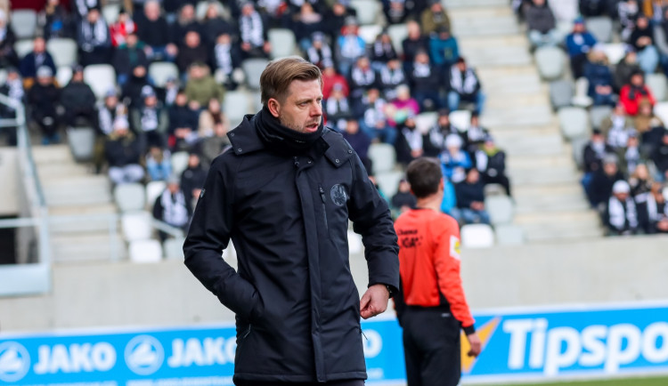 Pauza končí, hradečtí Votroci vyzvou pod lízátky rozjetý Jablonec