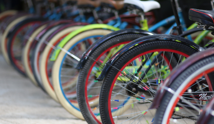 Zastupitelé Hradce Králové zrušili tendr na cyklověž u fotbalové arény