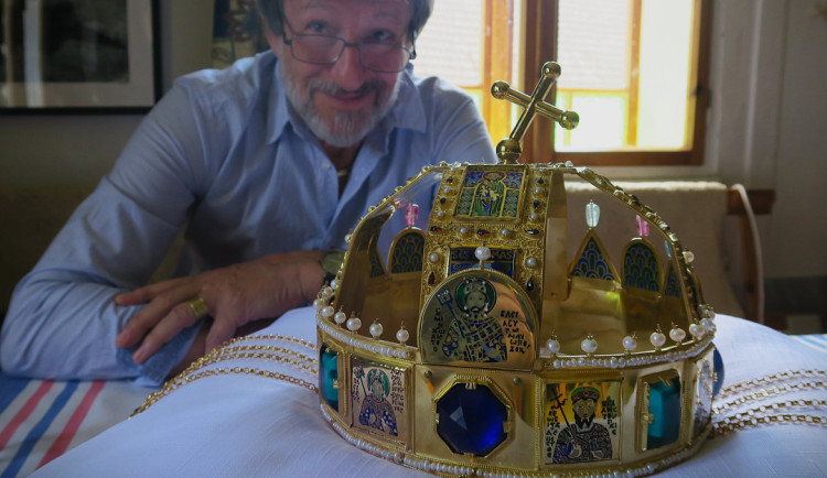 Turnovské muzeum vystaví repliku Svatoštěpánské koruny uherských králů