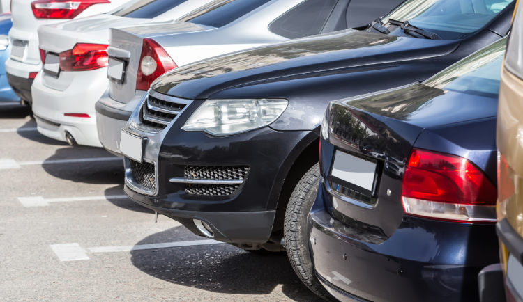 Vrchlabí zahájí přestavbu parkoviště u hřbitova. Vznikne nové místo pro návštěvníky města